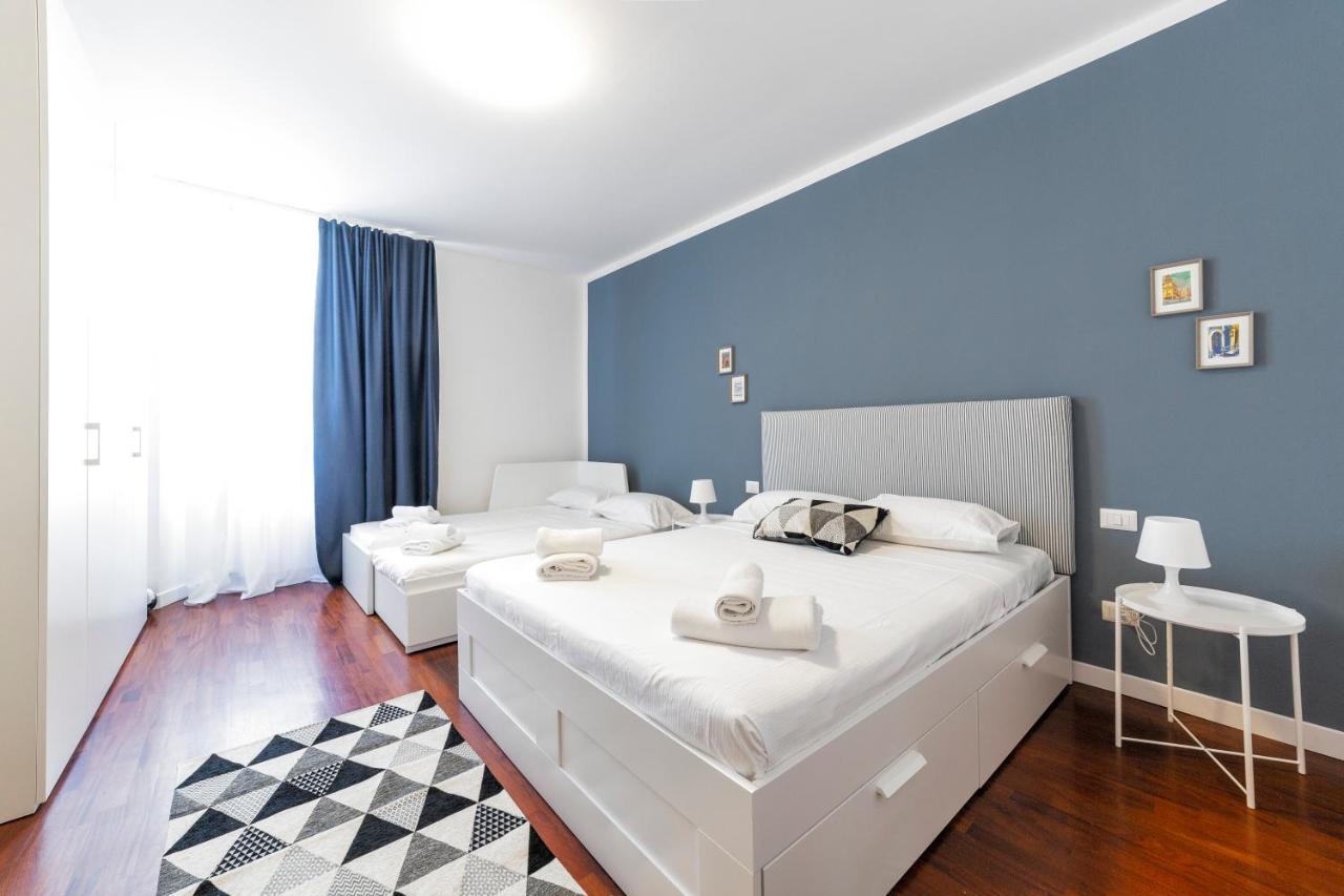 Roomy Apartment Close To Subway M5! ミラノ エクステリア 写真